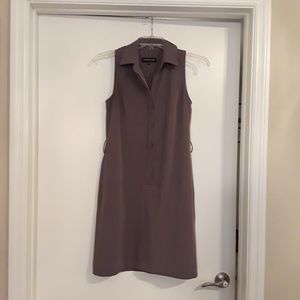 Taupe Jones New York button up dress